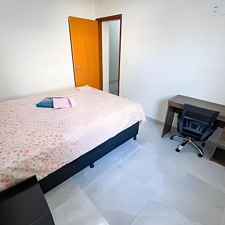 103 - Apartamento Completo Para Ate 5 Hospedes Patos de Minas Exterior photo